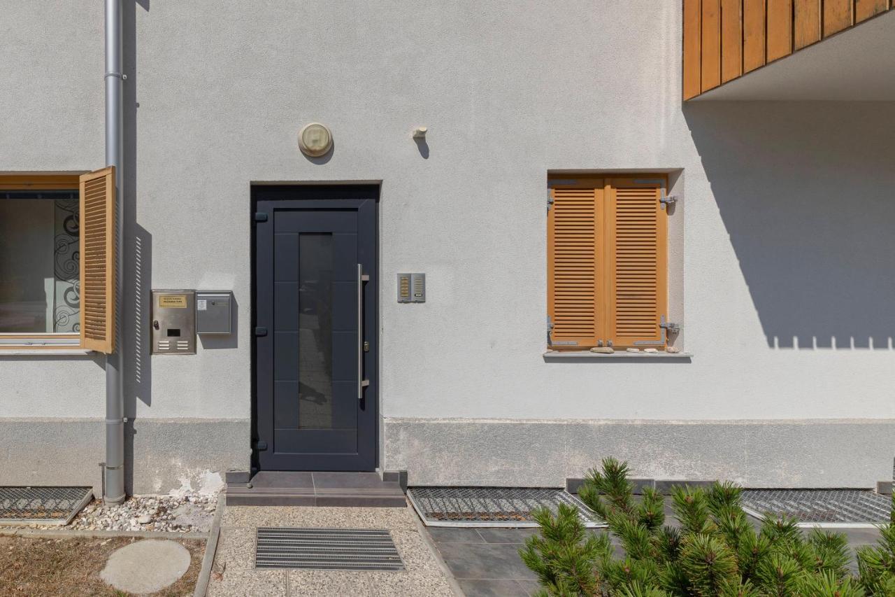 Sunee Apartment Kranjska Gora Exteriör bild