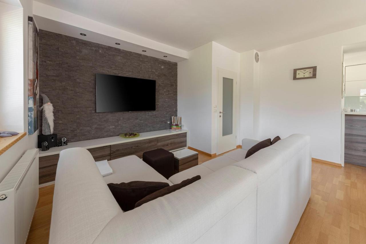Sunee Apartment Kranjska Gora Exteriör bild